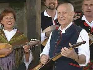 Feri Sučić u Tamburici Klimpuh. (slika: ORF)